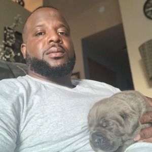 Meet your Posher, Derek